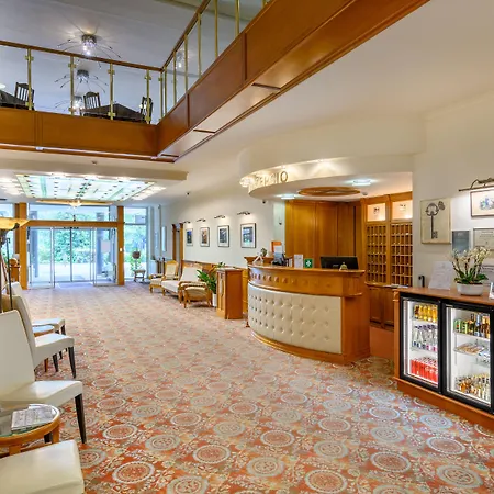 ホテル Aranyhomok Business & Relax 4*