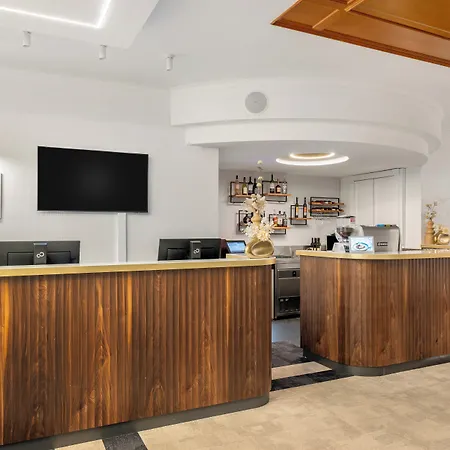 Hotel Aranyhomok Business & Relax Kecskemét